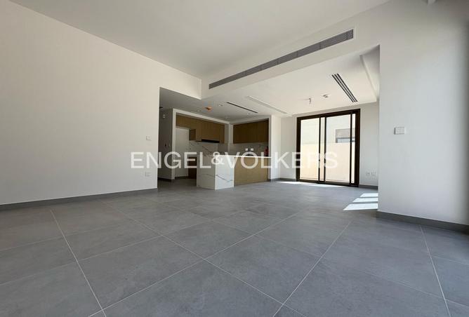 14215440 - Property Image 2