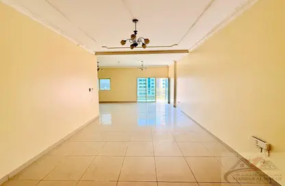 شقة - 3 غرف نوم - 3 حمامات للايجار في برج جولدن ساندز - النهدة - الشارقة