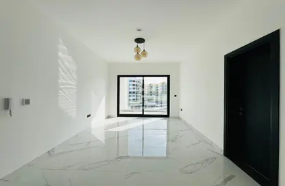 شقة - 2 غرف نوم - 3 حمامات للايجار في غاردينيا ليفينج - ارجان - دبي