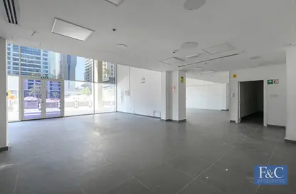 Retail - Studio - 1 Bathroom for rent in Capital Golden Tower - Business Bay - Dubai