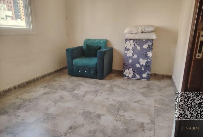 16012001 - Property Image 2