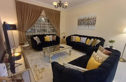 شقة - 2 غرف نوم - 2 حمامات للايجار في برج الشاهد - القصباء - الشارقة