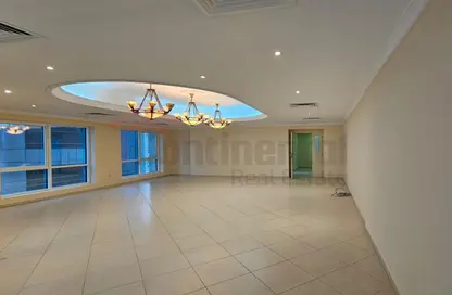 Apartment - 3 Bedrooms - 4 Bathrooms for sale in Al Noor Tower - Al Majaz 3 - Al Majaz - Sharjah