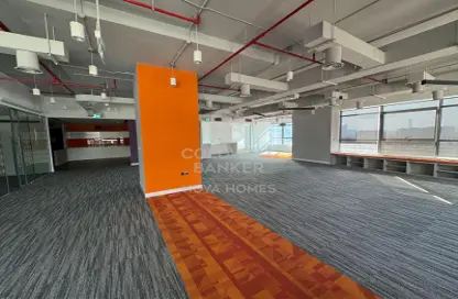 Office Space - Studio - 2 Bathrooms for rent in The Onyx Tower 2 - The Onyx Towers - Greens - Dubai