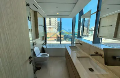 Bathroom image for: Apartment - 2 Bedrooms - 3 Bathrooms for sale in Reem Nine - Shams Abu Dhabi - Al Reem Island - Abu Dhabi, Image 1