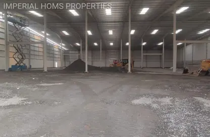 Warehouse - Studio - 1 Bathroom for rent in Umm Al Thuoob - Umm Al Quwain