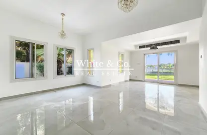 Villa - 3 Bedrooms - 4 Bathrooms for rent in Springs 8 - The Springs - Dubai