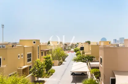 Townhouse - 3 Bedrooms - 4 Bathrooms for rent in Yasmin Community - Al Raha Gardens - Abu Dhabi
