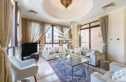 Apartment - 4 Bedrooms - 5 Bathrooms for sale in Kamoon - Old Town - Dubai