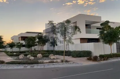 Villa - 5 Bedrooms - 6 Bathrooms for sale in West Yas - Yas Island - Abu Dhabi