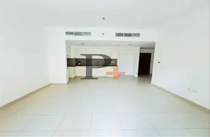 Apartment - 2 Bedrooms - 2 Bathrooms for rent in Zahra Breeze Apartments 3A - Zahra Breeze Apartments - Town Square - Dubai