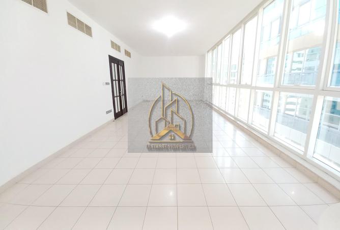 Duplex - 3 Bedrooms - 4 Bathrooms for rent in Al Najda Street - Abu Dhabi
