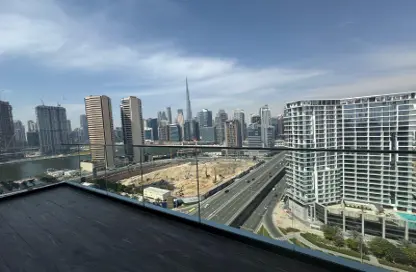 Apartment - 1 Bedroom - 2 Bathrooms for sale in SOL Bay - Business Bay - Dubai