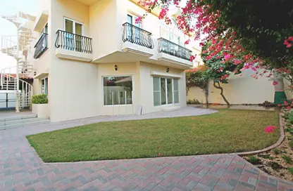 Villa - 4 Bedrooms - 5 Bathrooms for rent in Umm Suqeim 2 Villas - Umm Suqeim 2 - Umm Suqeim - Dubai