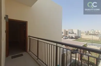 شقة - 2 غرف نوم - 2 حمامات للايجار في اوربانا - اعمار الجنوبية - دبي الجنوب (مركز دبي العالمي) - دبي