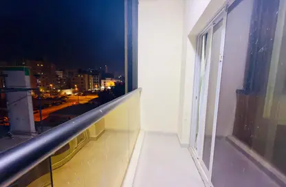شقة - غرفة نوم - 1 حمام للايجار في مساكن كورنيش عجمان - طريق كورنيش عجمان - عجمان