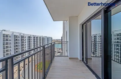 Balcony image for: Apartment - 2 Bedrooms - 3 Bathrooms for sale in Waters Edge - Yas Island - Abu Dhabi, Image 1
