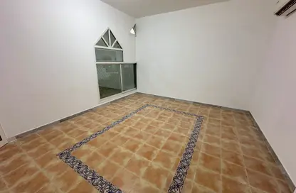 شقة - غرفة نوم - 1 حمام للايجار في البطين - أبوظبي
