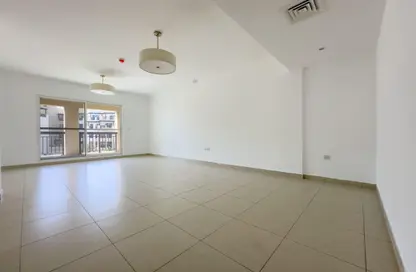 شقة - غرفة نوم - 2 حمامات للبيع في تلال الخيل - القوز - دبي
