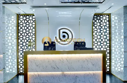 Business Centre - Studio - 1 Bathroom for rent in Latifa Tower - Sheikh Zayed Road - Dubai