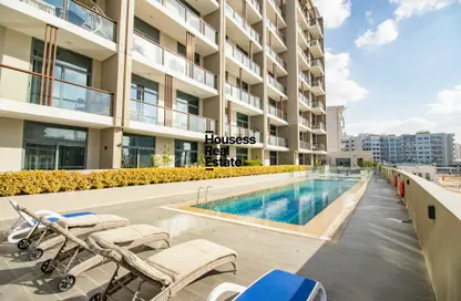 صورة لـ حوض سباحة شقة - 2 غرف نوم - 3 حمامات للبيع في 2020 ماركيز - ارجان - دبي ، صورة رقم 1