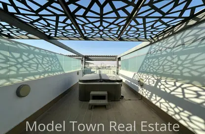 Apartment - 2 Bedrooms - 2 Bathrooms for rent in Oasis 1 - Oasis Residences - Masdar City - Abu Dhabi