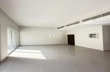 Townhouse - 3 Bedrooms - 4 Bathrooms for rent in Victoria 2 - Victoria - Damac Hills 2 - Dubai Townhouse - 3 Bedrooms - 4 Bathrooms for rent in Victoria 2 - Victoria - Damac Hills 2 - Dubai