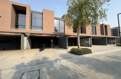 Townhouse - 2 Bedrooms - 4 Bathrooms for sale in Robinia - Masaar - Tilal City - Sharjah