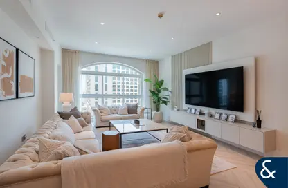 Apartment - 2 Bedrooms - 3 Bathrooms for sale in Golden Mile 2 - Golden Mile - Palm Jumeirah - Dubai