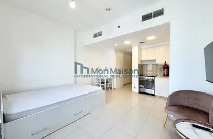 Apartment - 1 Bathroom for sale in Hayat Boulevard-1A - Hayat Boulevard - Town Square - Dubai