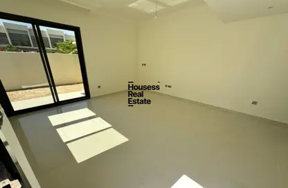 Townhouse - 3 Bedrooms - 5 Bathrooms for sale in Primrose - Damac Hills 2 - Dubai