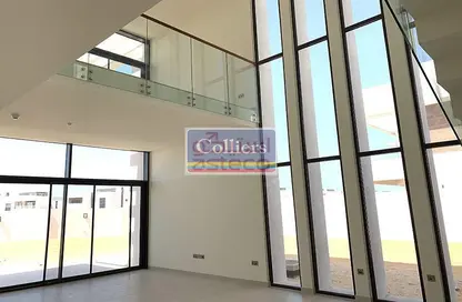 Villa - 5 Bedrooms - 6 Bathrooms for sale in West Yas - Yas Island - Abu Dhabi