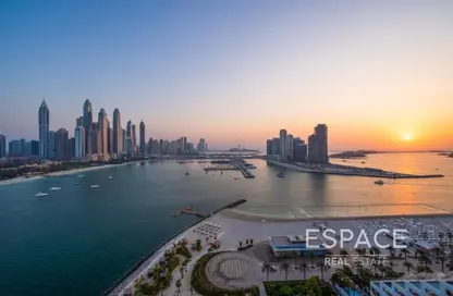 Apartment - 3 Bedrooms - 4 Bathrooms for sale in One at Palm Jumeirah - Palm Jumeirah - Dubai