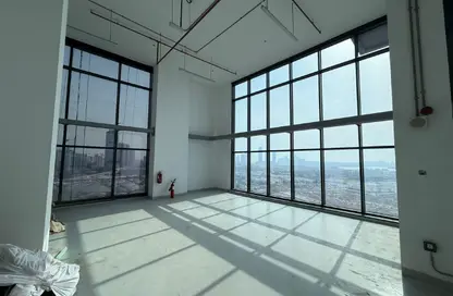 Office Space - Studio for rent in Sheikh Zayed Road - Dubai