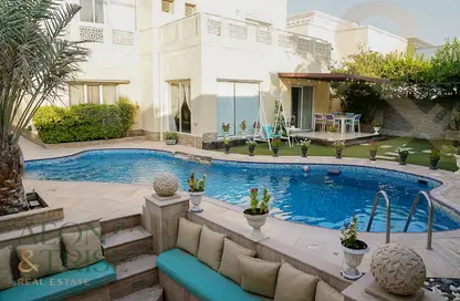 Villa - 5 Bedrooms - 6 Bathrooms for sale in Meadows 2 - Meadows - Dubai