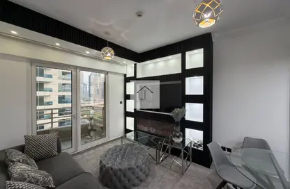 Apartment - 1 Bedroom - 1 Bathroom for sale in Manchester Tower - Dubai Marina - Dubai