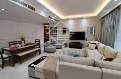 Apartment - 2 Bedrooms - 3 Bathrooms for sale in Emerald Residence - Dubai Marina - Dubai