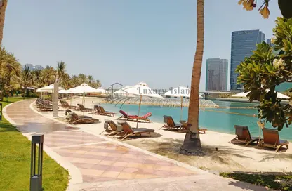 شقة - 2 غرف نوم - 3 حمامات للايجار في شاطئ روتانا - منطقة النادي السياحي - أبوظبي