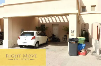 Villa - 2 Bedrooms - 3 Bathrooms for rent in Springs 2 - The Springs - Dubai