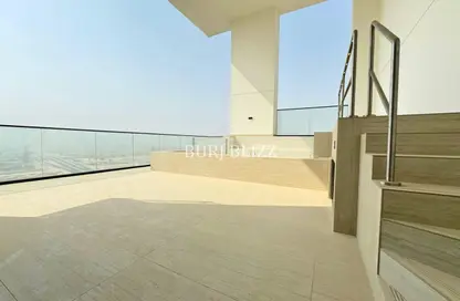 شقة - 2 غرف نوم - 2 حمامات للايجار في بينغاطي اونيكس - قرية الجميرا سركل - دبي