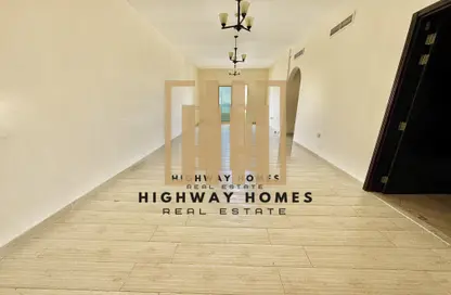 Apartment - 2 Bedrooms - 2 Bathrooms for rent in Muwailih Building - Muwaileh - Sharjah