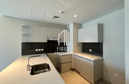 Apartment - 2 Bedrooms - 2 Bathrooms for rent in SOL Avenue - Business Bay - Dubai