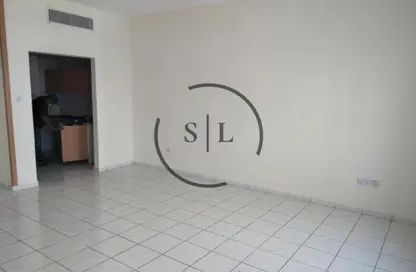 شقة - 1 حمام للبيع في يو 11 - طراز إيطالي - المدينة الدولية - دبي