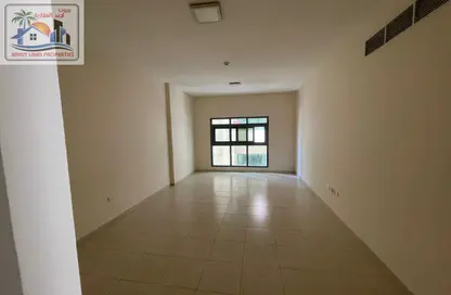 Apartment - 2 Bedrooms - 1 Bathroom for rent in Al Majaz 2 - Al Majaz - Sharjah