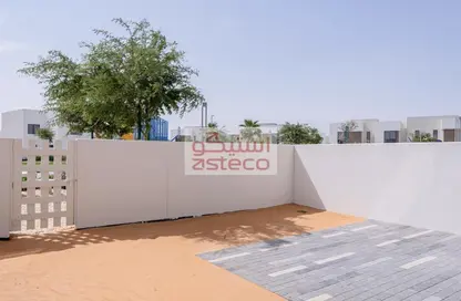 Townhouse - 2 Bedrooms - 2 Bathrooms for rent in Noya Viva - Noya - Yas Island - Abu Dhabi