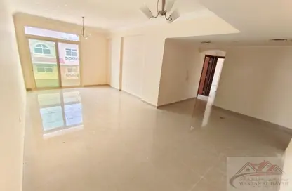 شقة - غرفة نوم - 2 حمامات للايجار في بناية مويليح 29 - مويلح - الشارقة