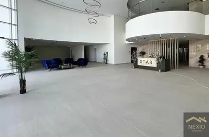 شقة - 2 غرف نوم - 3 حمامات للايجار في عزيزي ستار - الفرجان - دبي