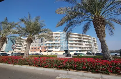 Apartment - 3 Bedrooms - 4 Bathrooms for sale in Tower 1 - Al Reef Downtown - Al Reef - Abu Dhabi