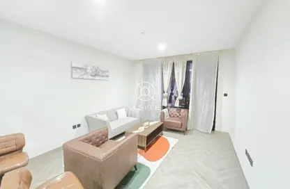 شقة - غرفة نوم - 2 حمامات للايجار في سكن الف نون - قرية الجميرا سركل - دبي