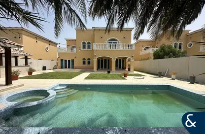 Villa - 5 Bedrooms - 4 Bathrooms for rent in Legacy - Jumeirah Park - Dubai